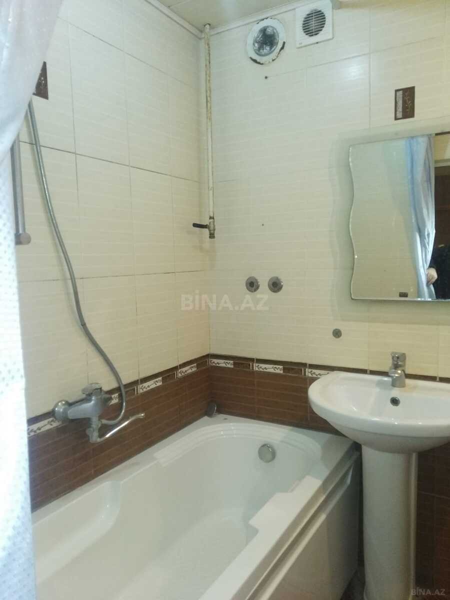 2 otaqlı Köhnə tikili, Bakıxanov q., Bakı