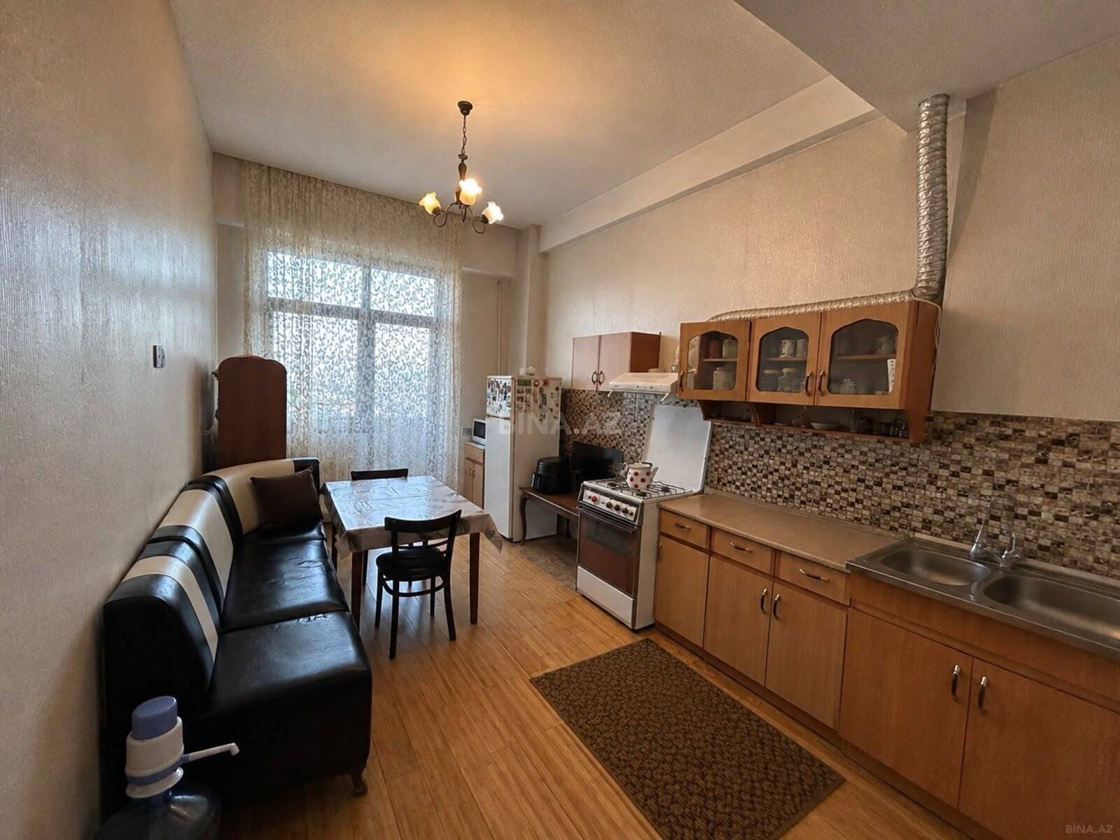 3 otaqlı Yeni tikili, Elmlər Akademiyası m., Bakı