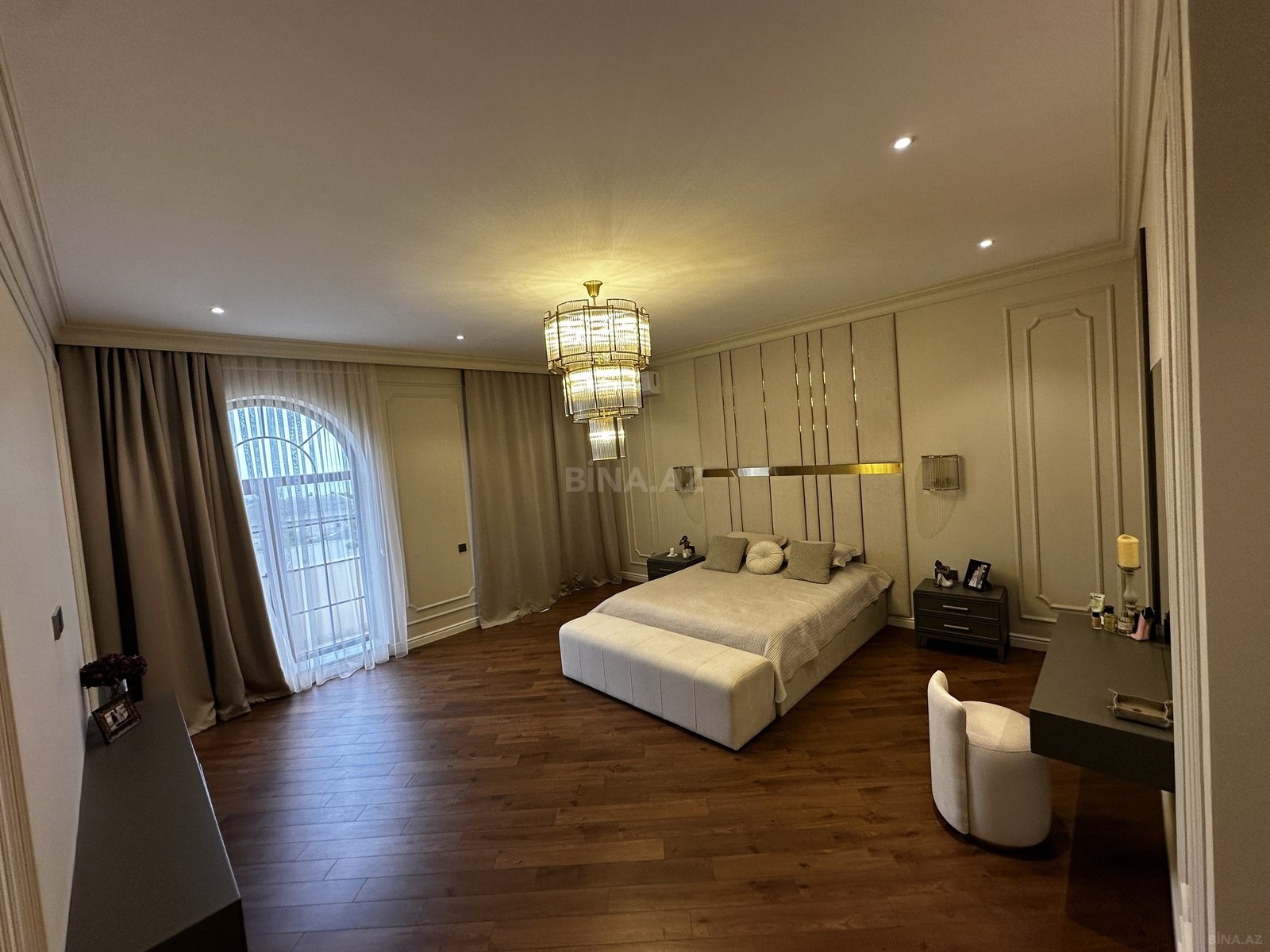 8 otaqlı Həyət evi/Bağ evi, Sea Breeze q., Bakı