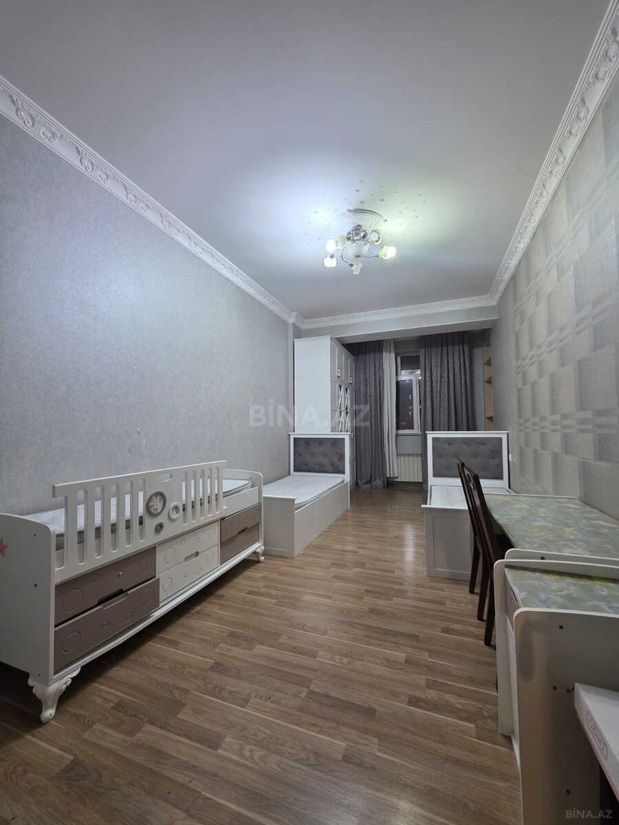 3 otaqlı Yeni tikili, Memar Əcəmi m., Bakı