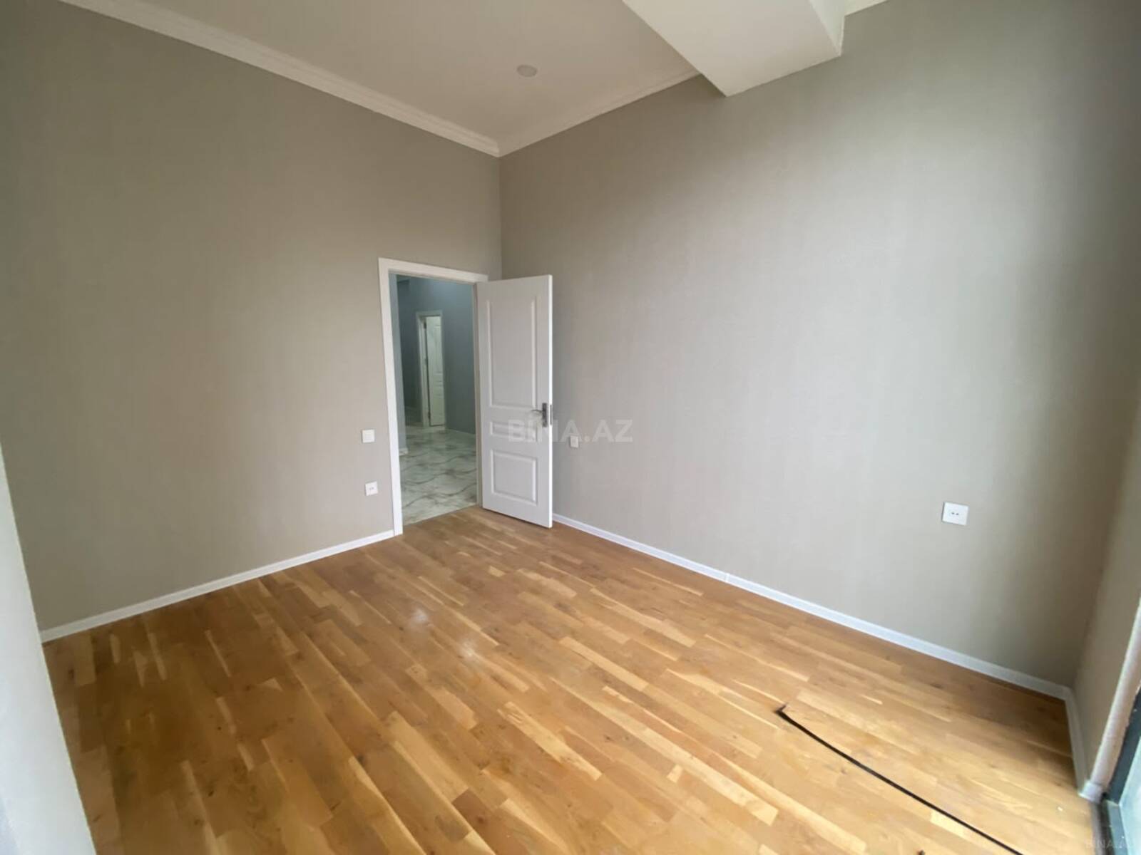 4 otaqlı Yeni tikili, Nəriman Nərimanov m., Bakı
