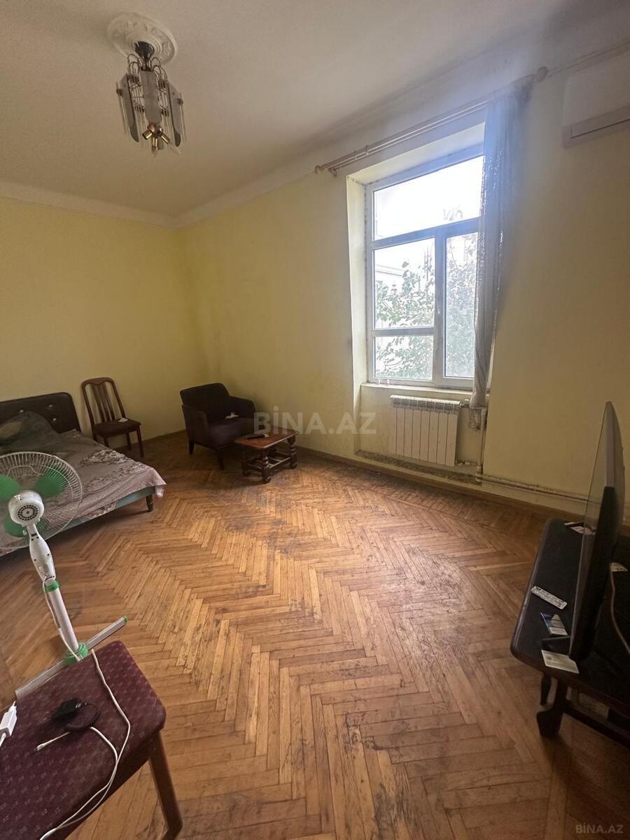 1 otaqlı Yeni tikili, Şah İsmayıl Xətai m., Bakı