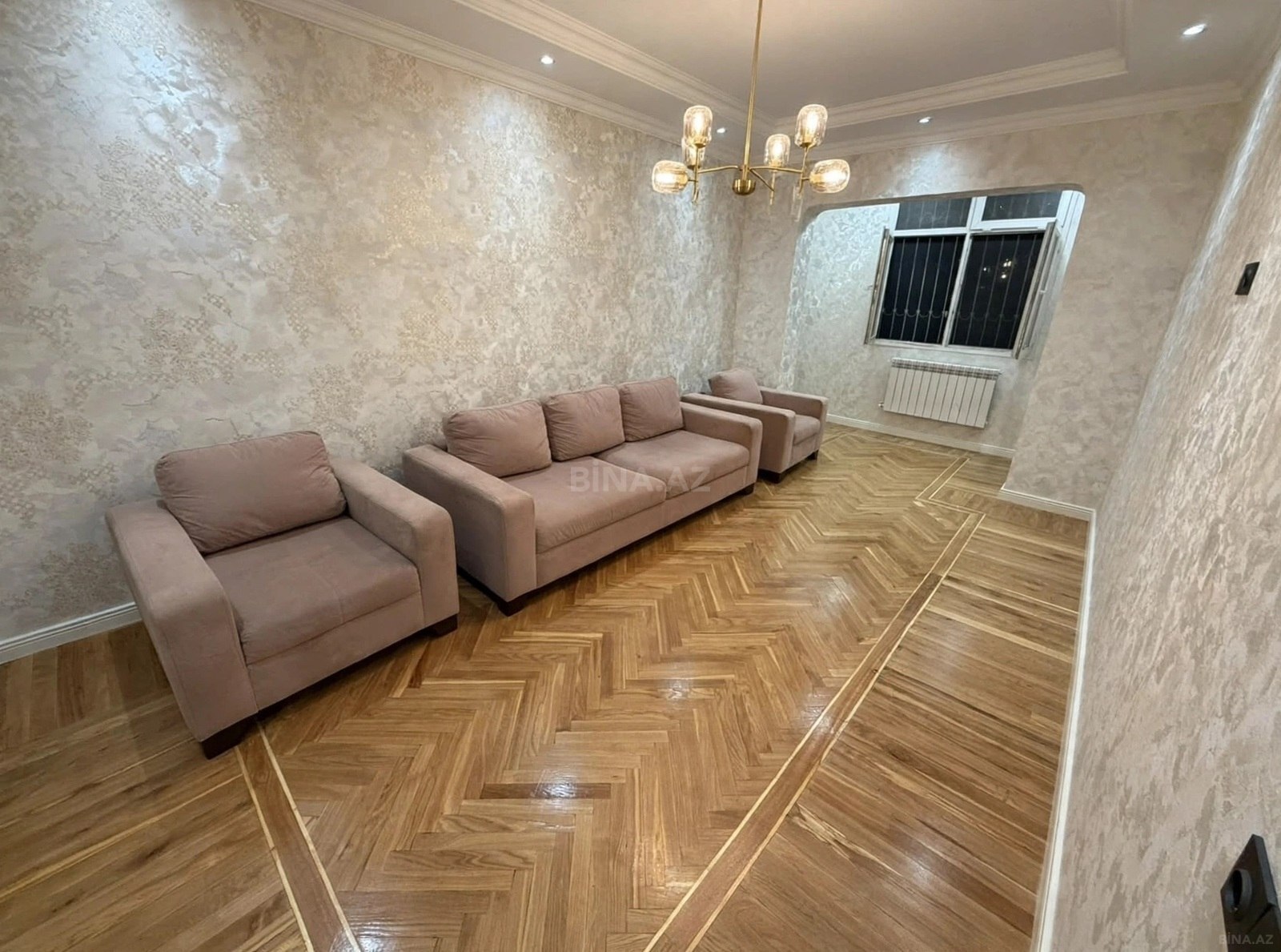 3 otaqlı Köhnə tikili, 8-ci mikrorayon q., Bakı