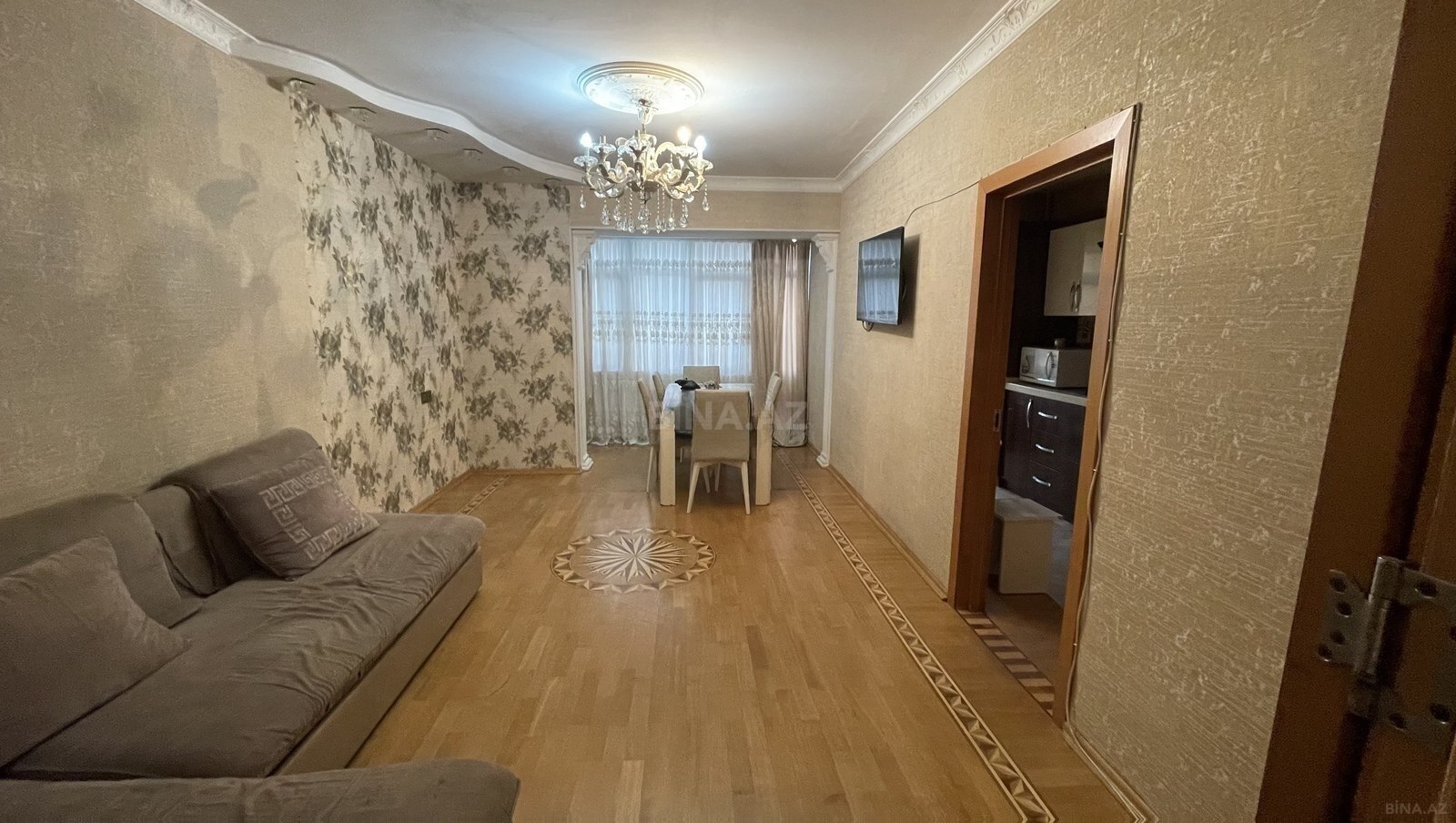 2 otaqlı Köhnə tikili, 28 May m., Bakı