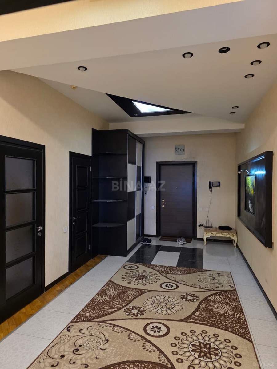3 otaqlı Yeni tikili, Nizami m., Bakı