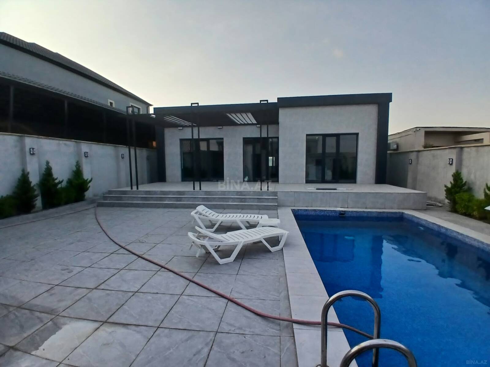 3 otaqlı Həyət evi/Bağ evi, Novxanı q., Bakı