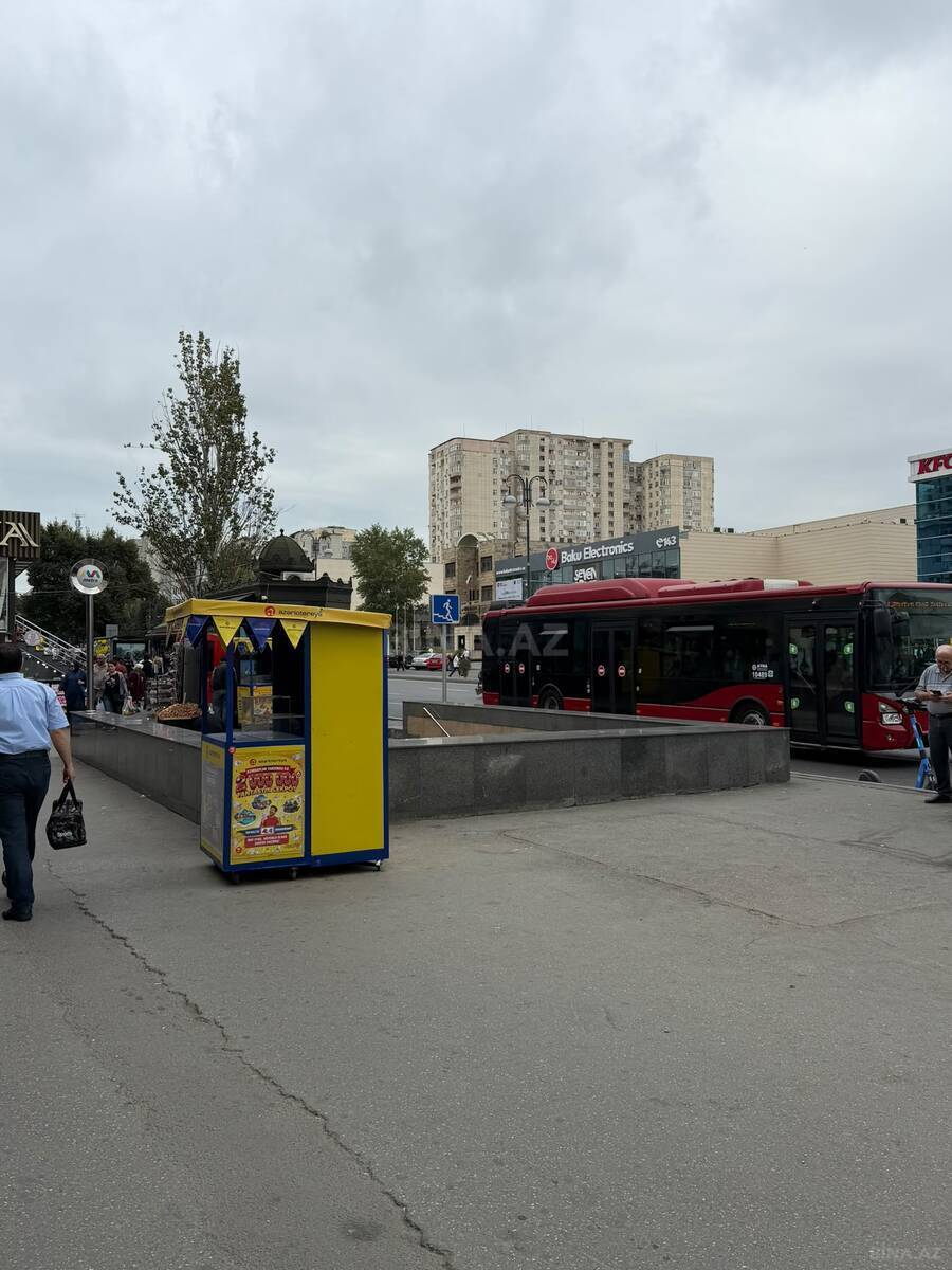 1 otaqlı Köhnə tikili, İnşaatçılar m., Bakı