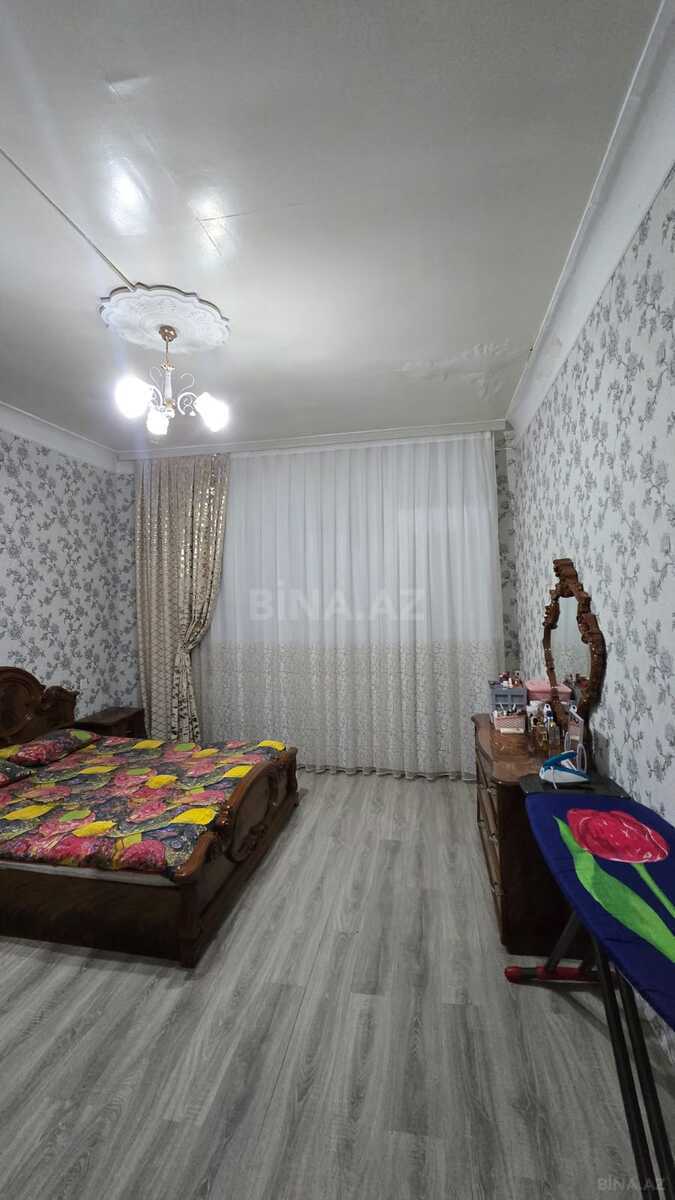 2 otaqlı Köhnə tikili, Ağ şəhər q., Bakı