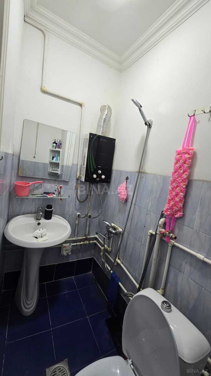 2 otaqlı Köhnə tikili, Ağ şəhər q., Bakı