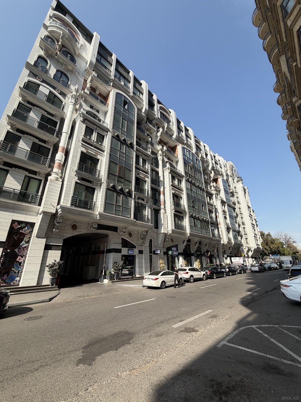 4 otaqlı Yeni tikili, Sahil m., Bakı