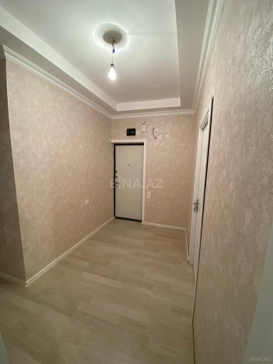 3 otaqlı Köhnə tikili, Xalqlar Dostluğu m., Bakı