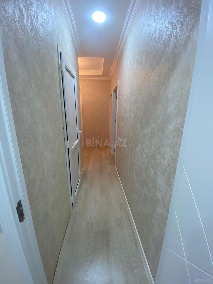 3 otaqlı Köhnə tikili, Xalqlar Dostluğu m., Bakı