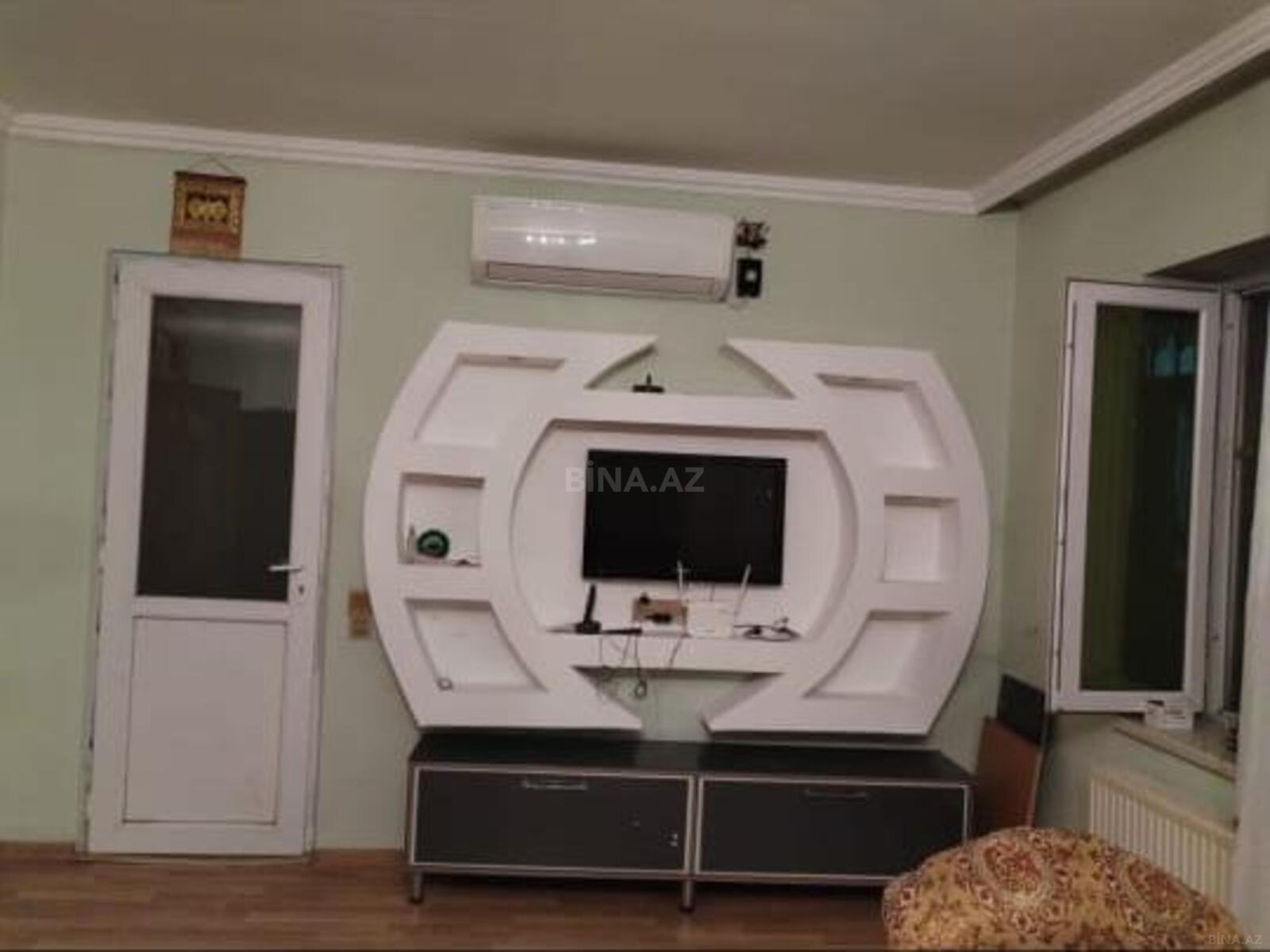 4 otaqlı Həyət evi/Bağ evi, İnşaatçılar m., Bakı