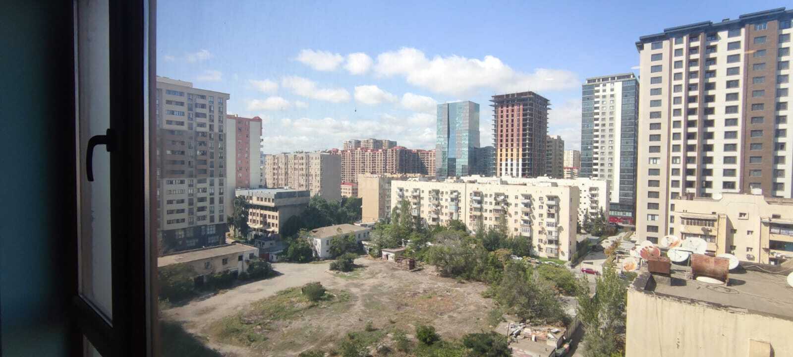 4 otaqlı Yeni tikili, Şah İsmayıl Xətai m., Bakı
