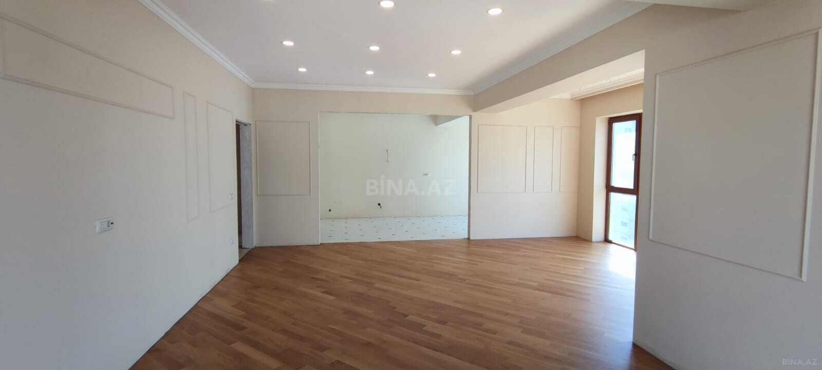 4 otaqlı Yeni tikili, Şah İsmayıl Xətai m., Bakı