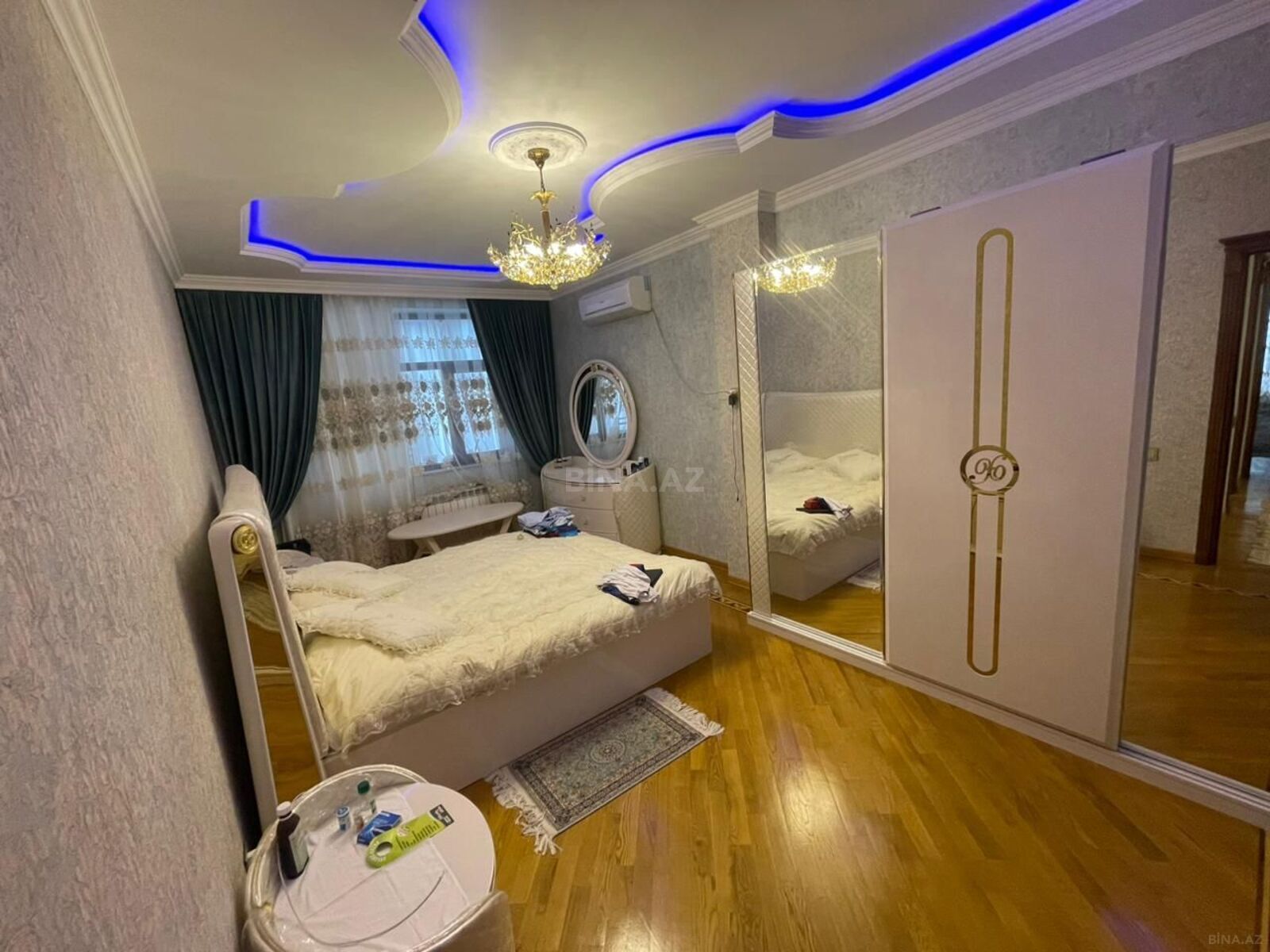 3 otaqlı Yeni tikili, Şah İsmayıl Xətai m., Bakı