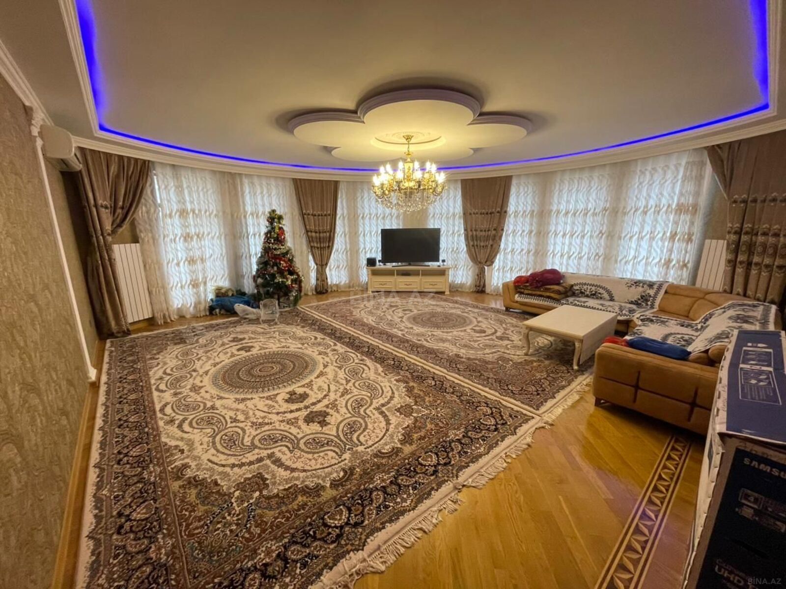 3 otaqlı Yeni tikili, Şah İsmayıl Xətai m., Bakı