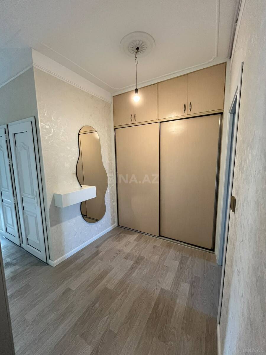 2 otaqlı Köhnə tikili, Xalqlar Dostluğu m., Bakı