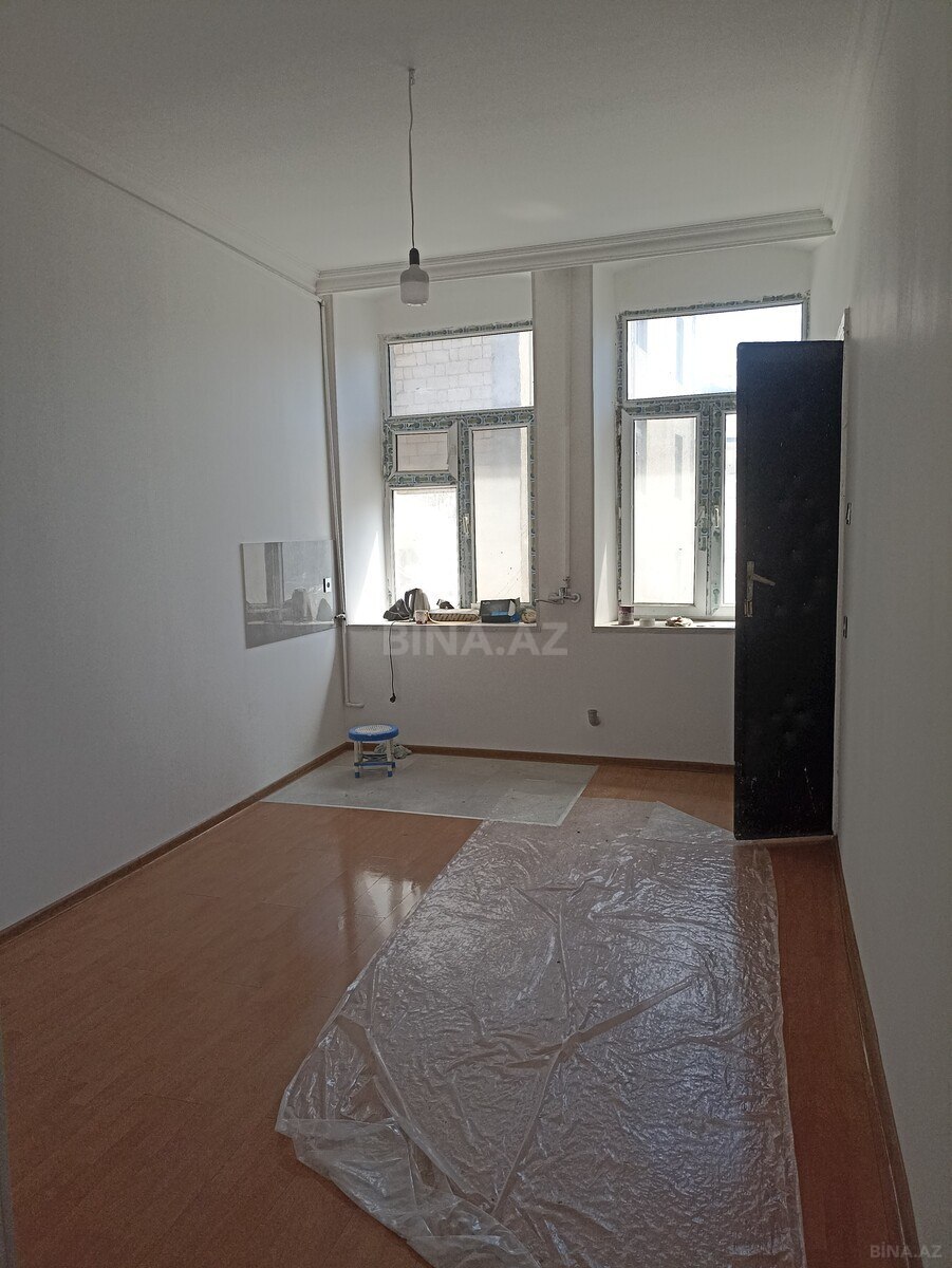2 otaqlı Köhnə tikili, M.Ə.Rəsulzadə q., Bakı