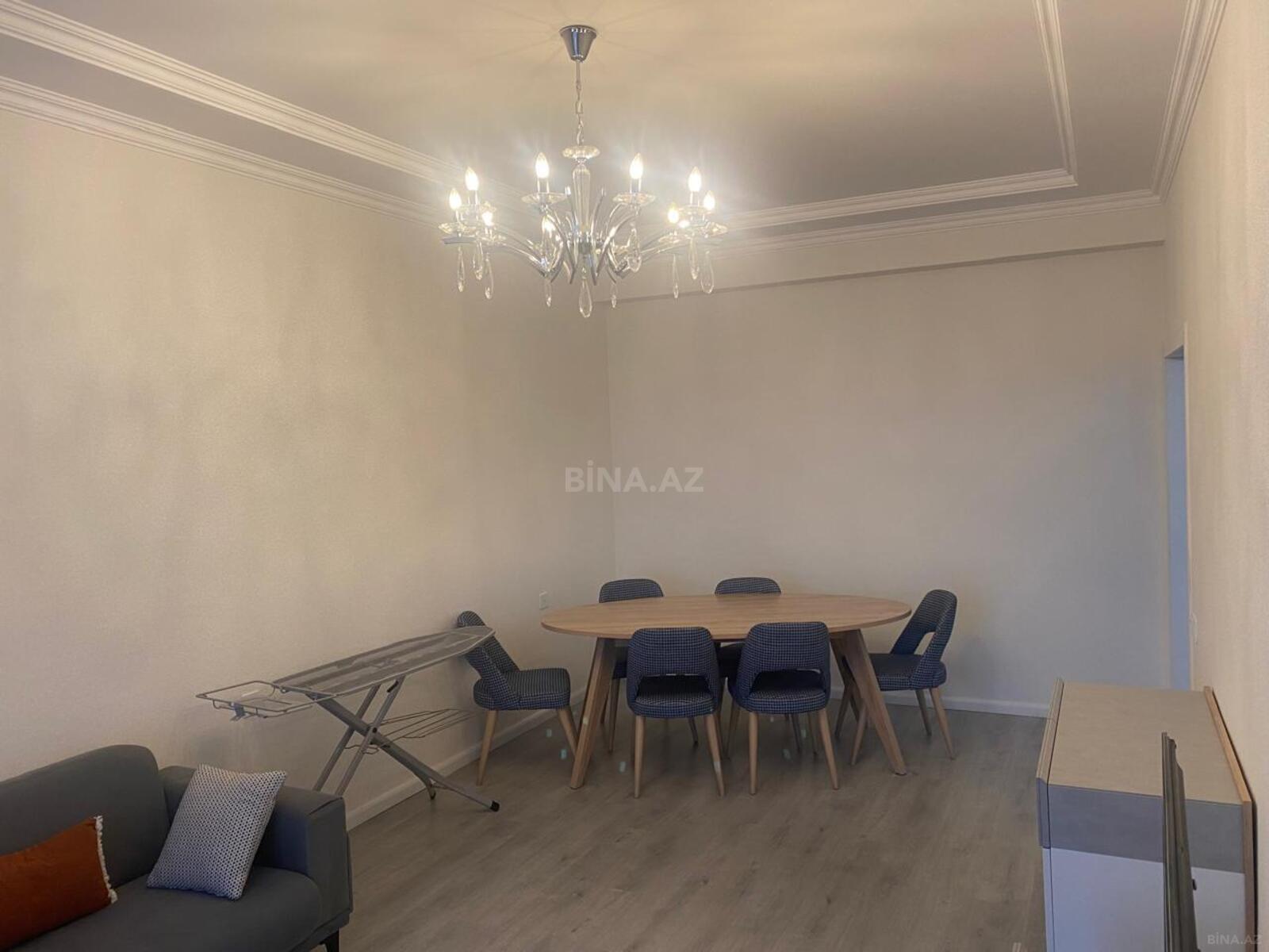2 otaqlı Yeni tikili, Neftçilər m., Bakı