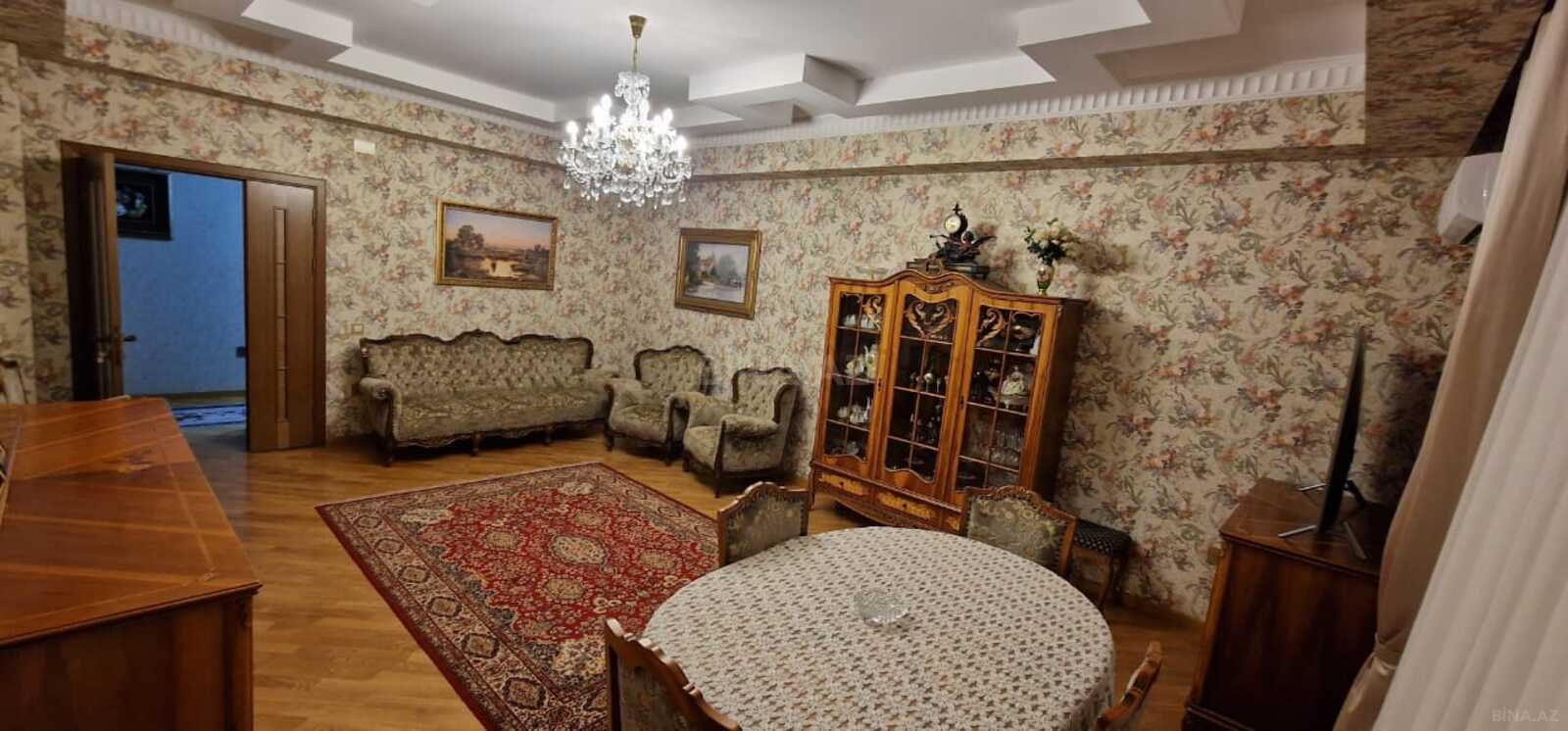 3 otaqlı Yeni tikili, 8 Noyabr m., Bakı