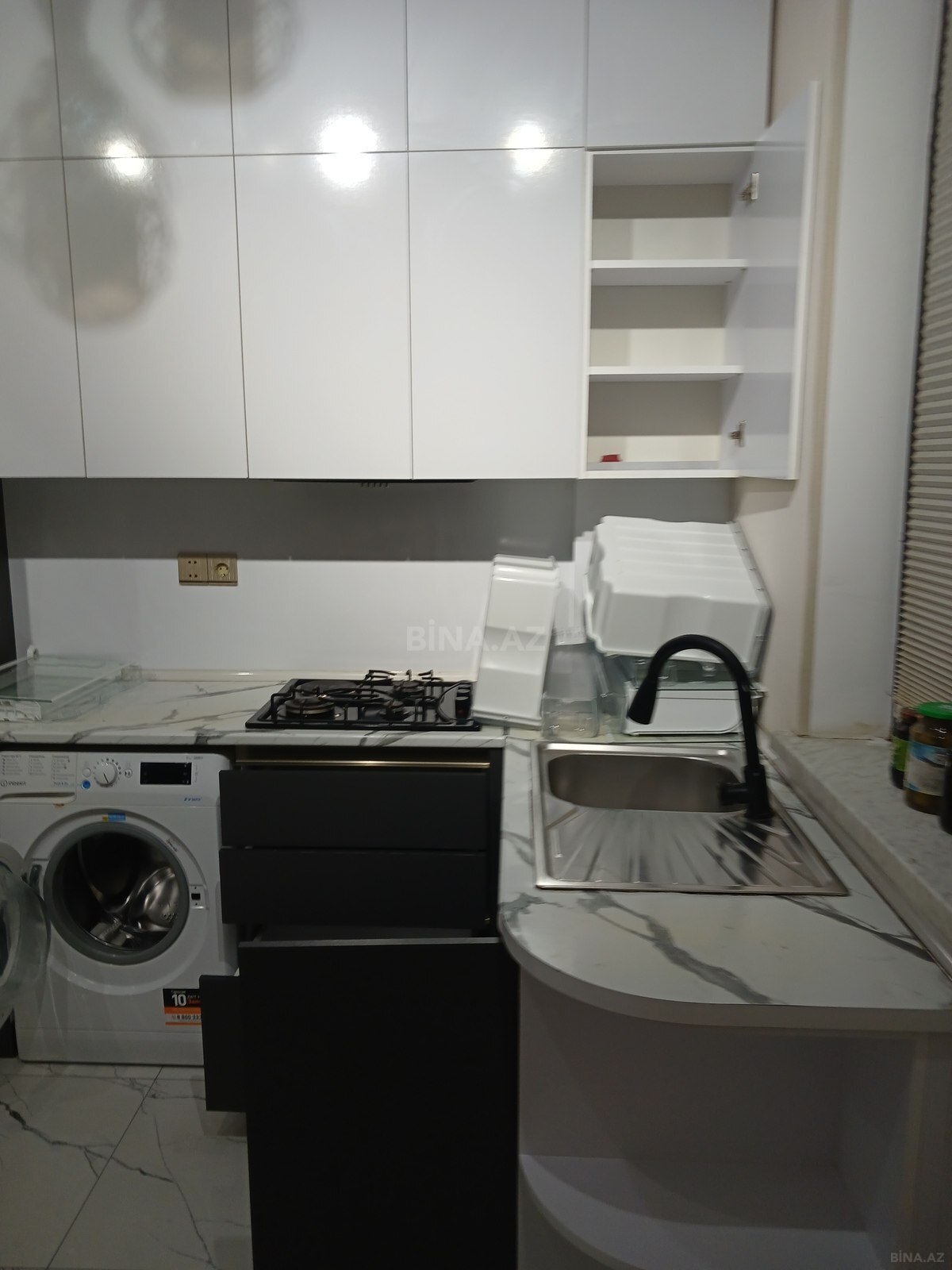 2 otaqlı Yeni tikili, Neftçilər m., Bakı