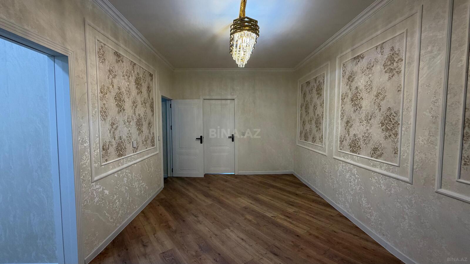 2 otaqlı Köhnə tikili, Memar Əcəmi m., Bakı