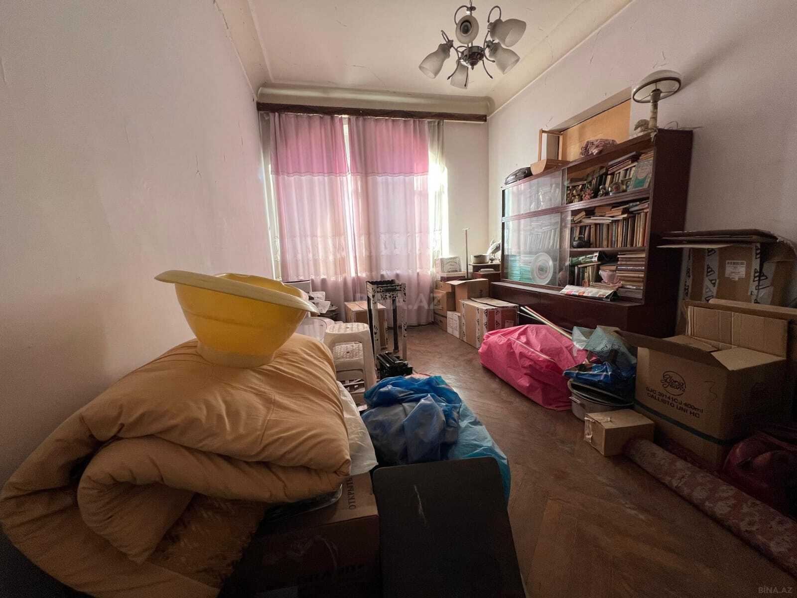 3 otaqlı Köhnə tikili, Nəsimi r., Bakı