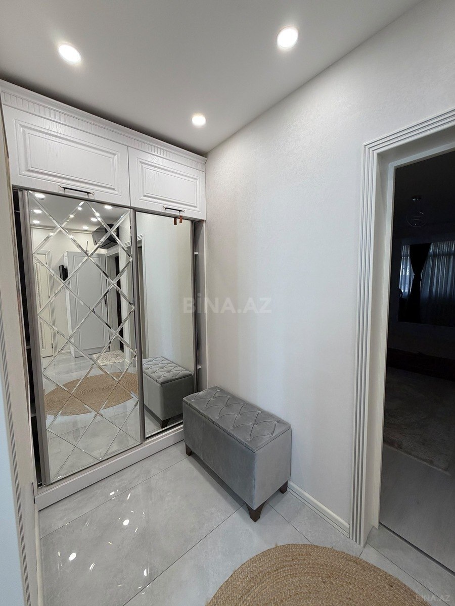 2 otaqlı Köhnə tikili, Bakıxanov q., Bakı