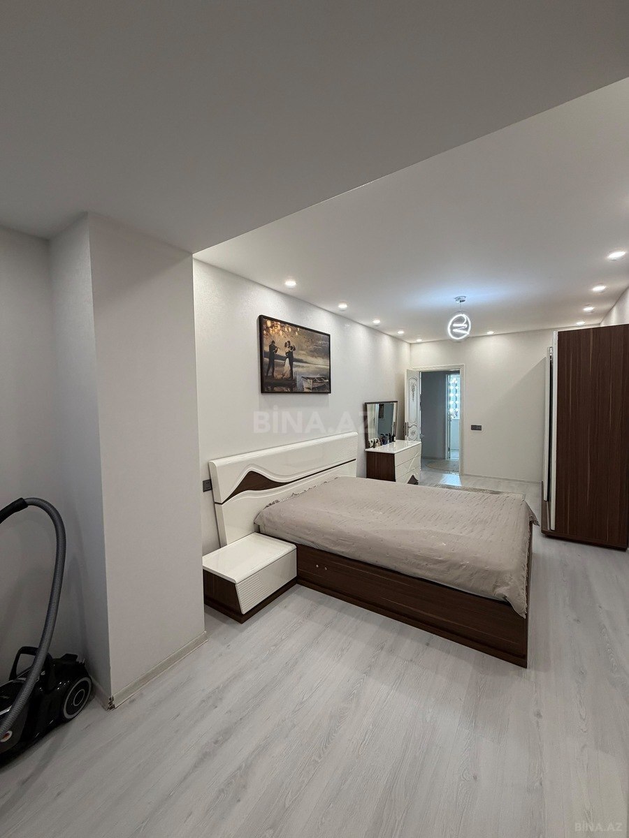 2 otaqlı Köhnə tikili, Bakıxanov q., Bakı