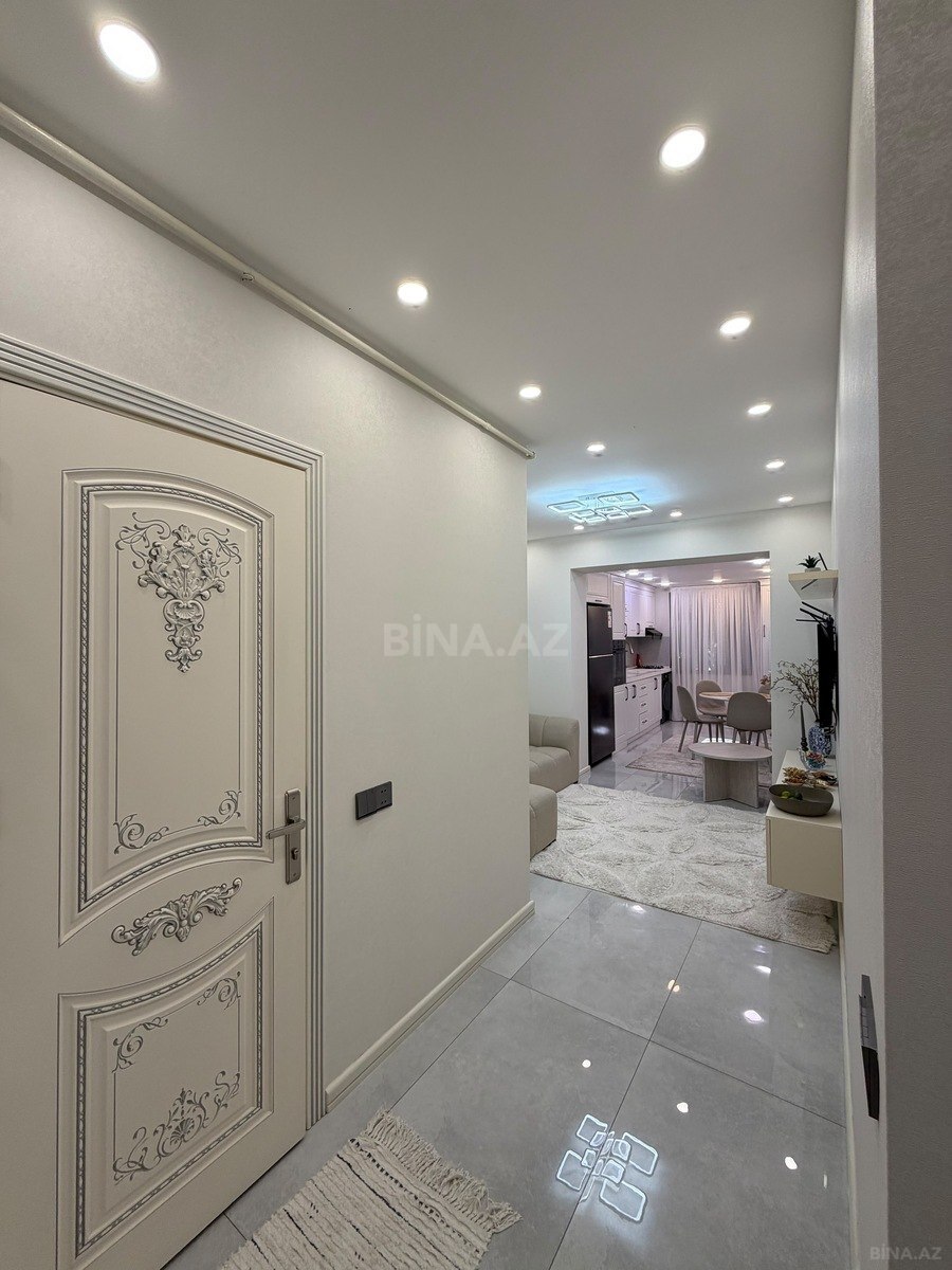 2 otaqlı Köhnə tikili, Bakıxanov q., Bakı