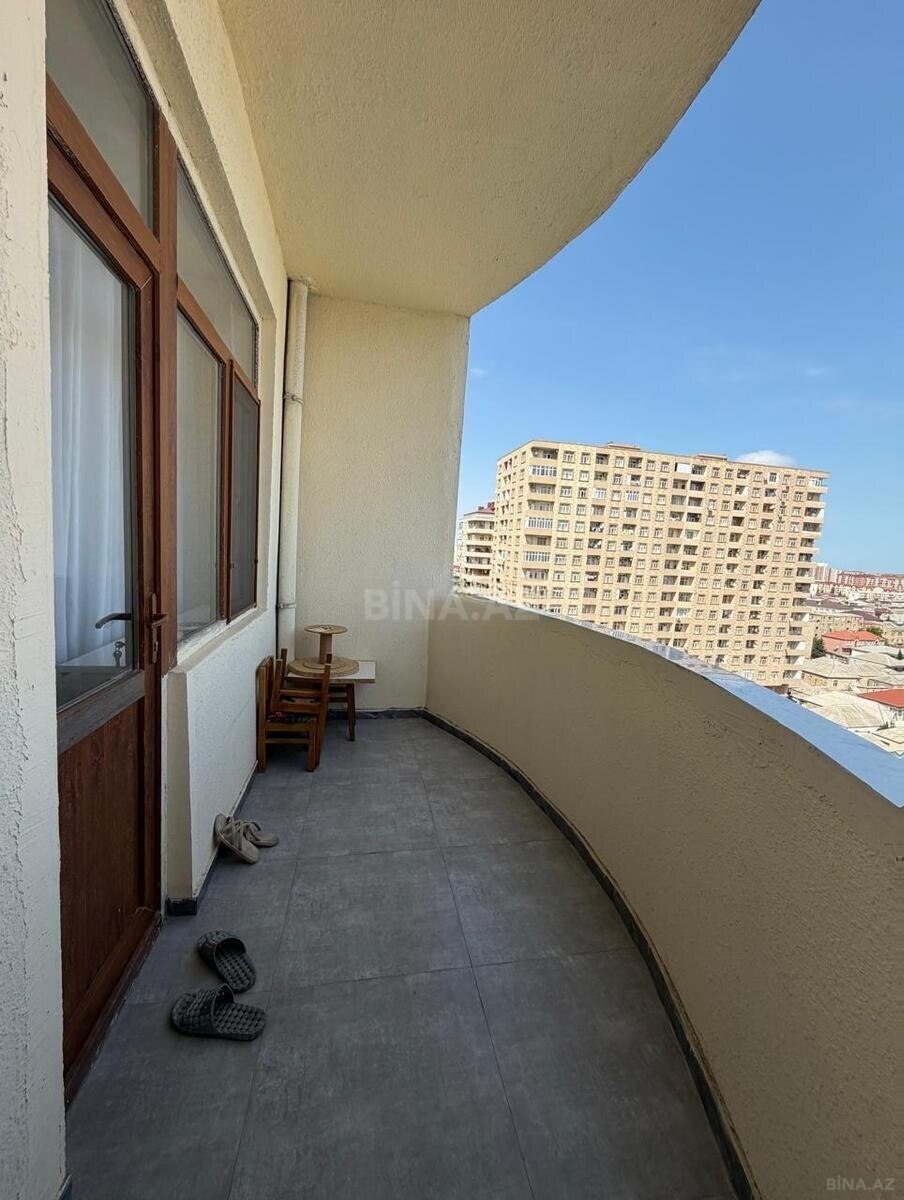 3 otaqlı Yeni tikili, Xırdalan