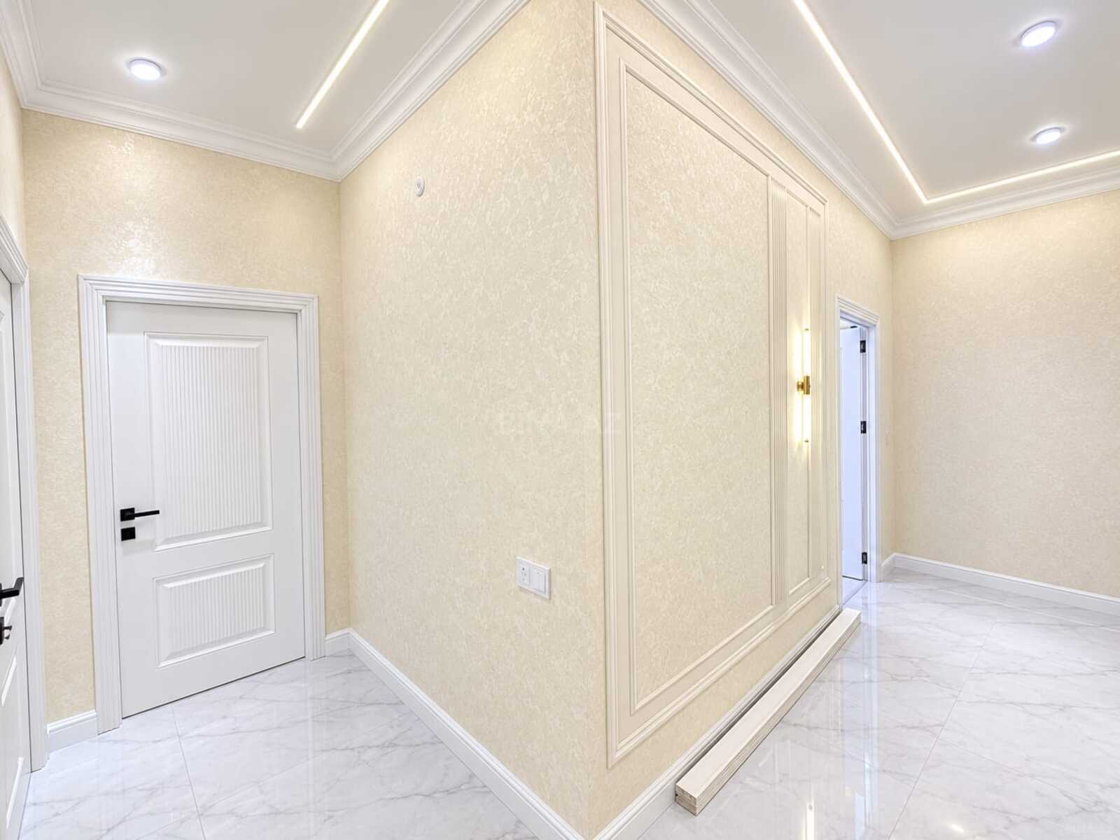 3 otaqlı Yeni tikili, Şah İsmayıl Xətai m., Bakı