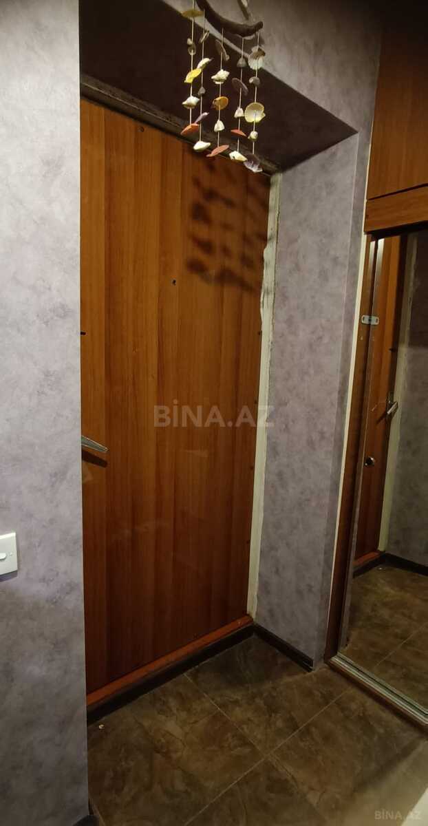 2 otaqlı Köhnə tikili, Elmlər Akademiyası m., Bakı