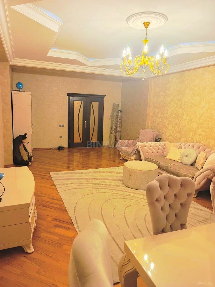 3 otaqlı Yeni tikili, Neftçilər m., Bakı
