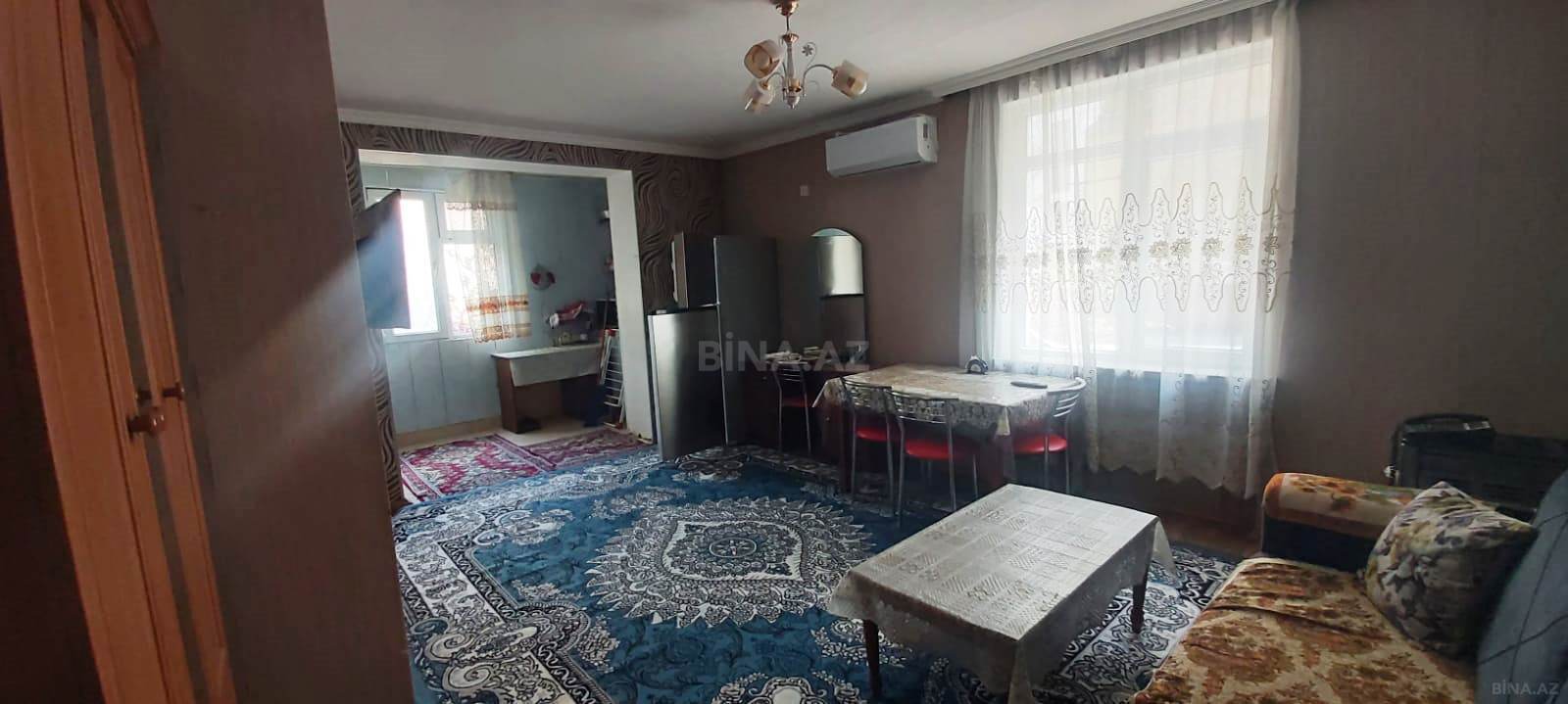 1 otaqlı Köhnə tikili, İnşaatçılar m., Bakı