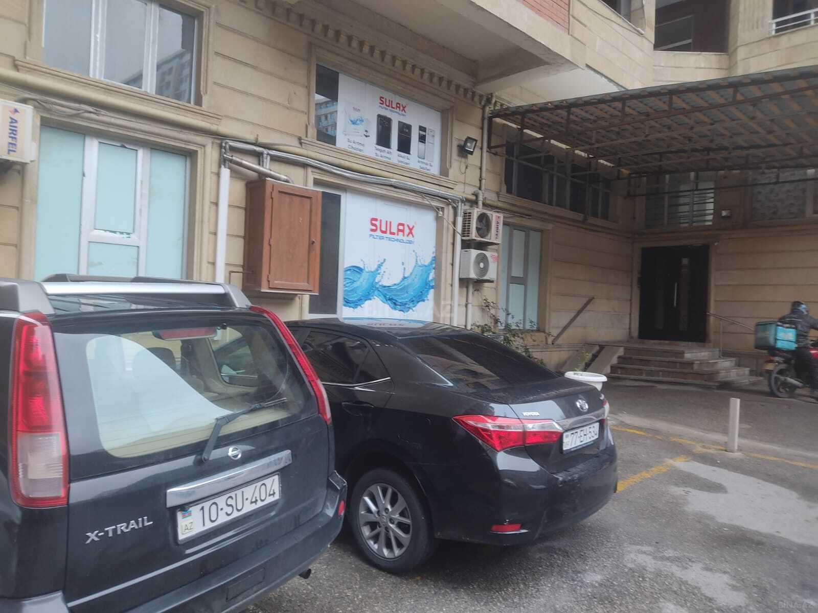 3 otaqlı Yeni tikili, Nizami m., Bakı