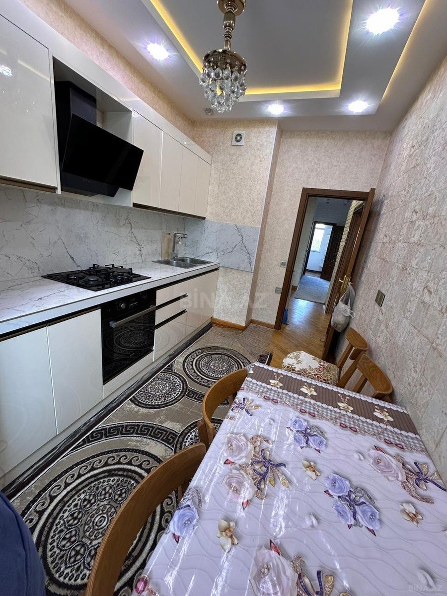 2 otaqlı Köhnə tikili, Elmlər Akademiyası m., Bakı