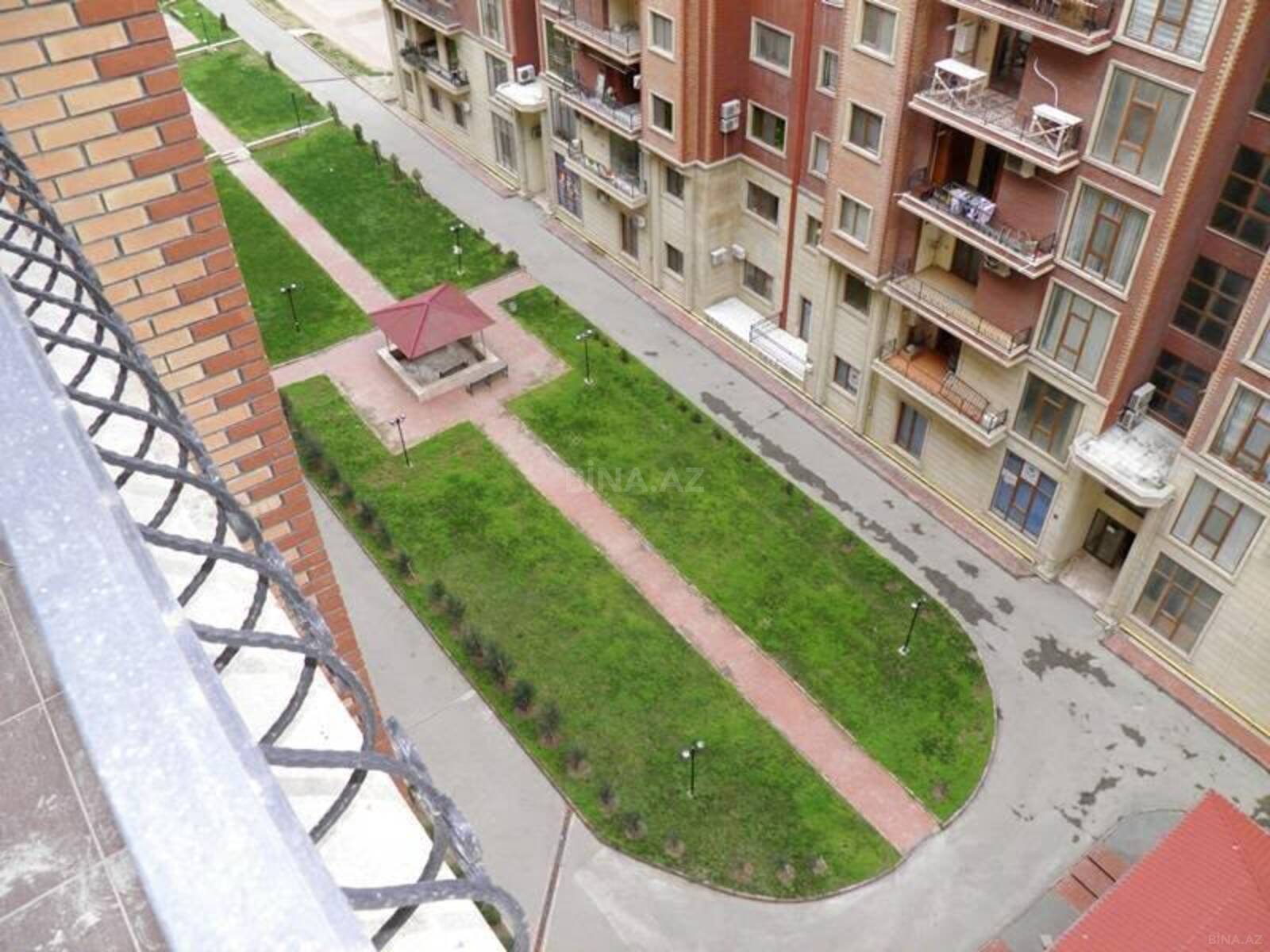4 otaqlı Yeni tikili, Gənclik m., Bakı