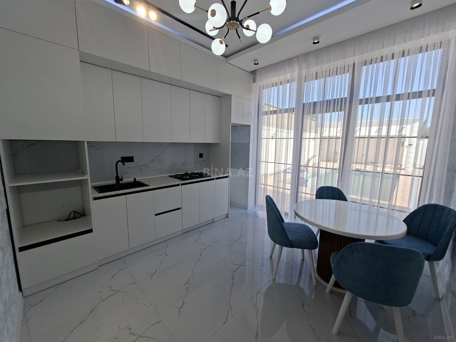 4 otaqlı Həyət evi/Bağ evi, Novxanı q., Bakı