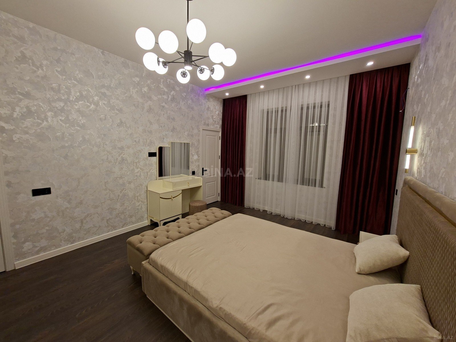 4 otaqlı Həyət evi/Bağ evi, Novxanı q., Bakı
