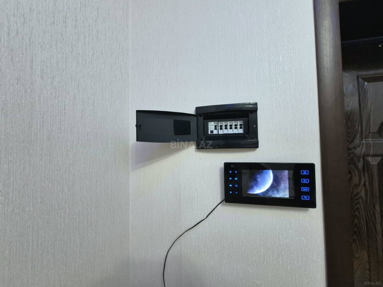 3 otaqlı Yeni tikili, Massiv V q., Bakı