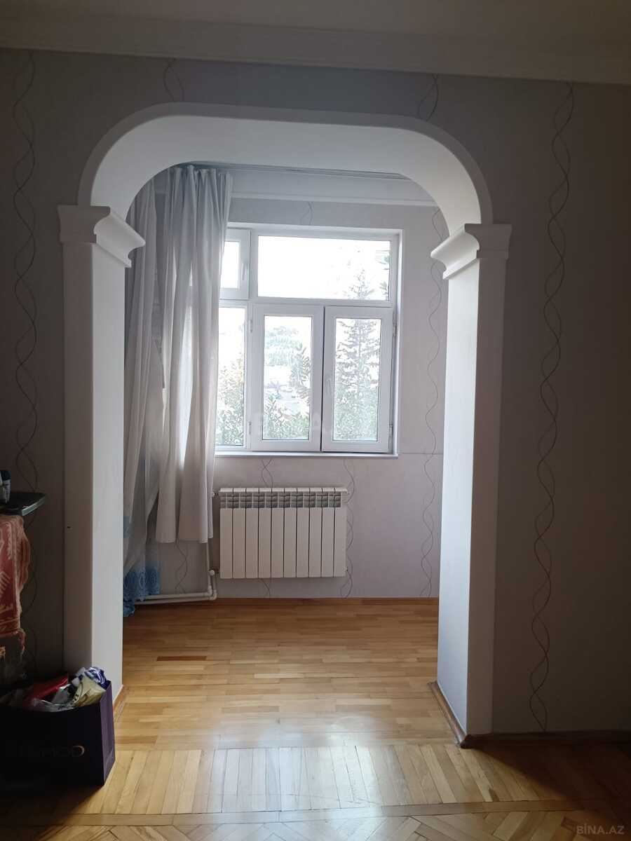 3 otaqlı Köhnə tikili, Həzi Aslanov m., Bakı