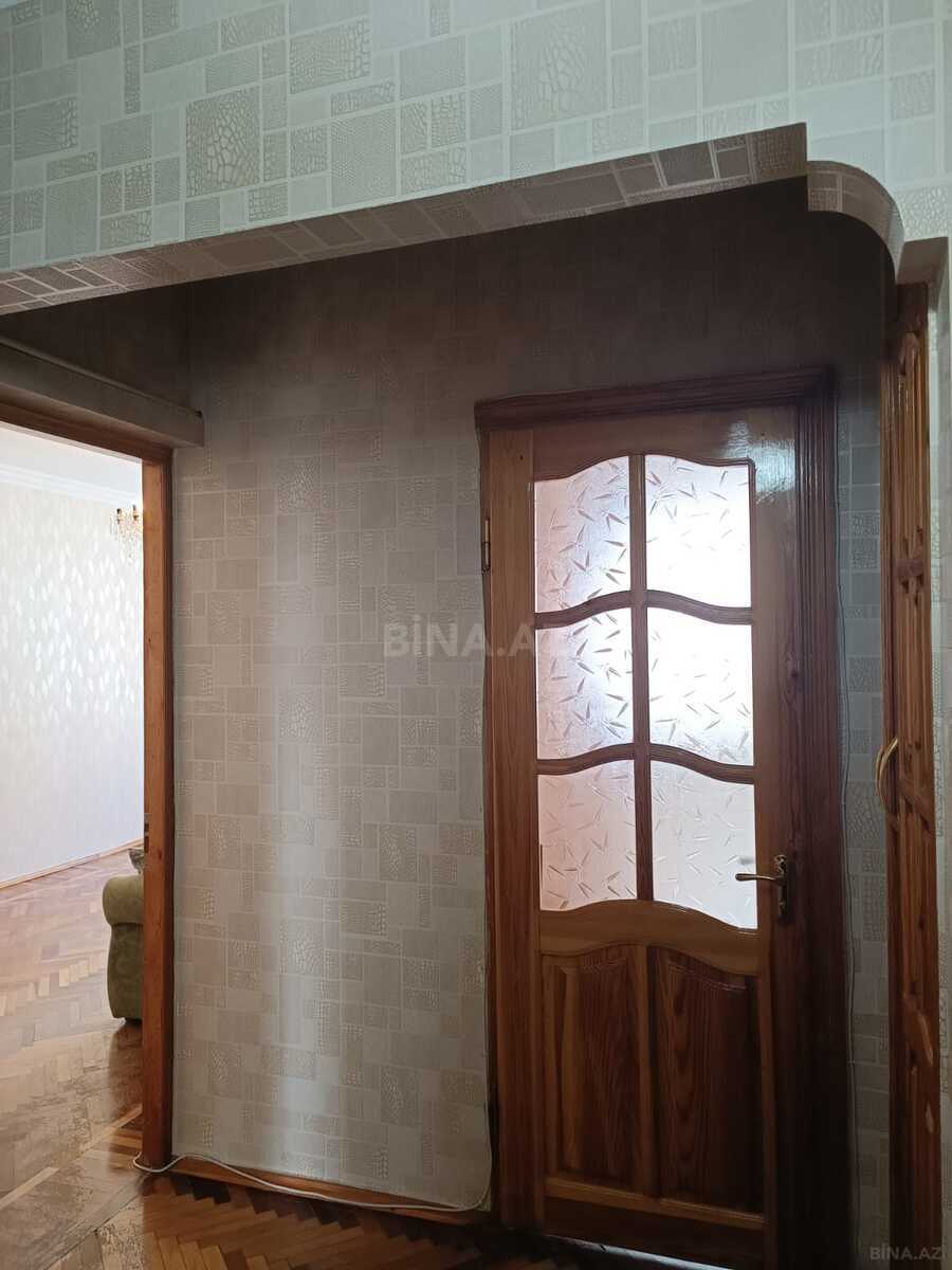 3 otaqlı Köhnə tikili, Həzi Aslanov m., Bakı