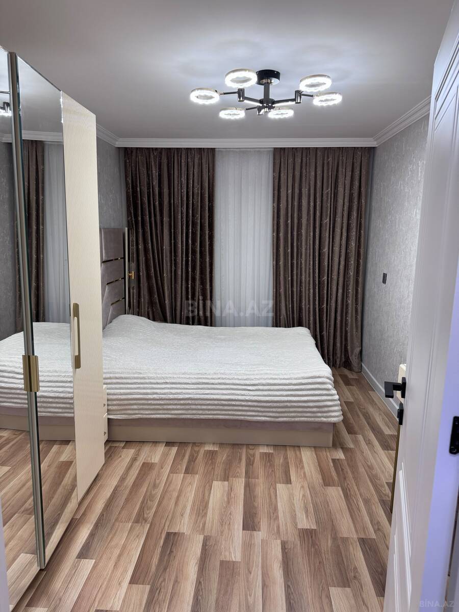 3 otaqlı Köhnə tikili, Neftçilər m., Bakı