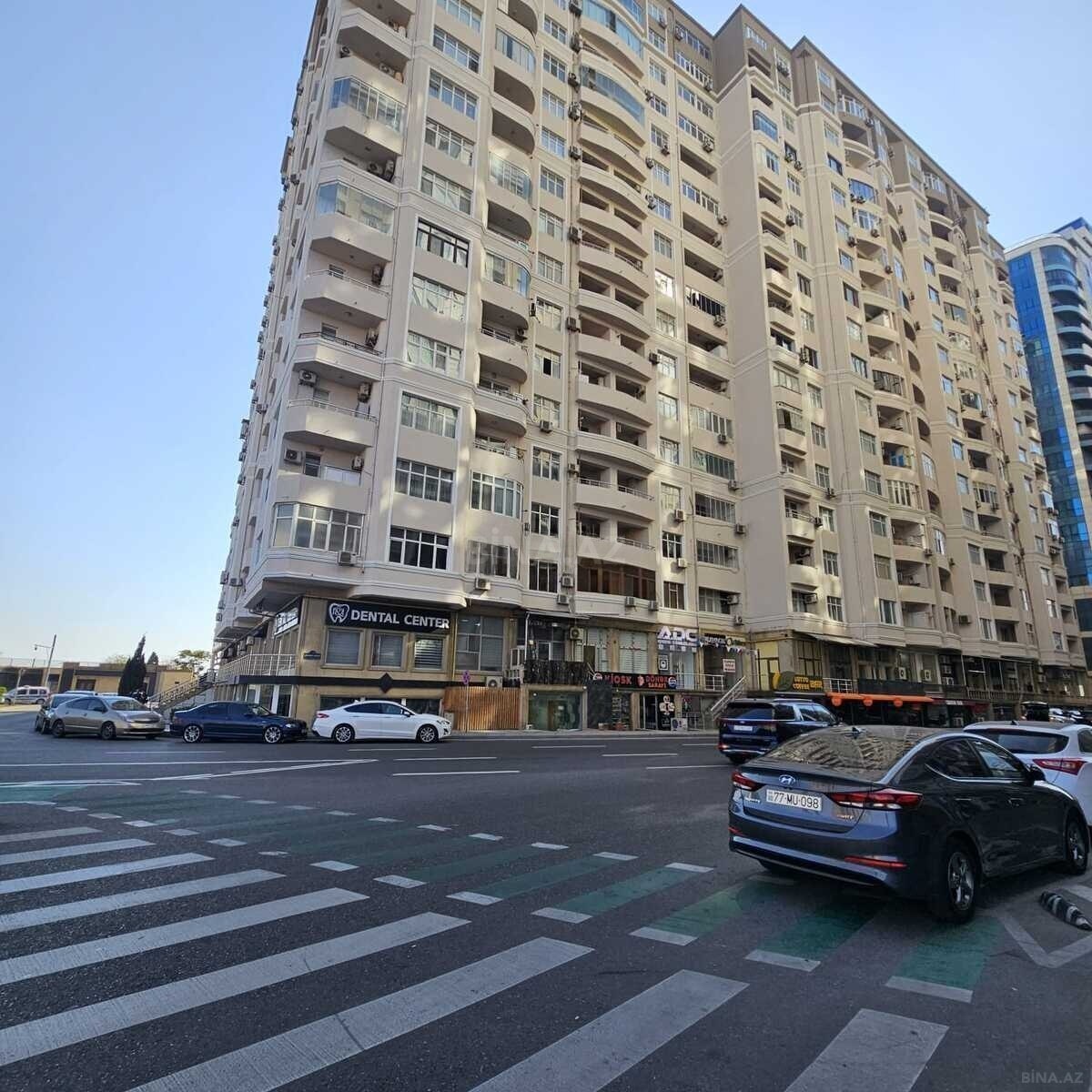 3 otaqlı Yeni tikili, Şah İsmayıl Xətai m., Bakı