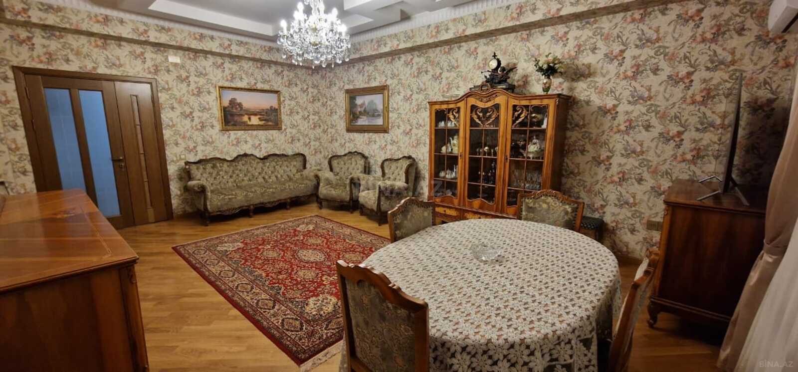 3 otaqlı Yeni tikili, 8 Noyabr m., Bakı