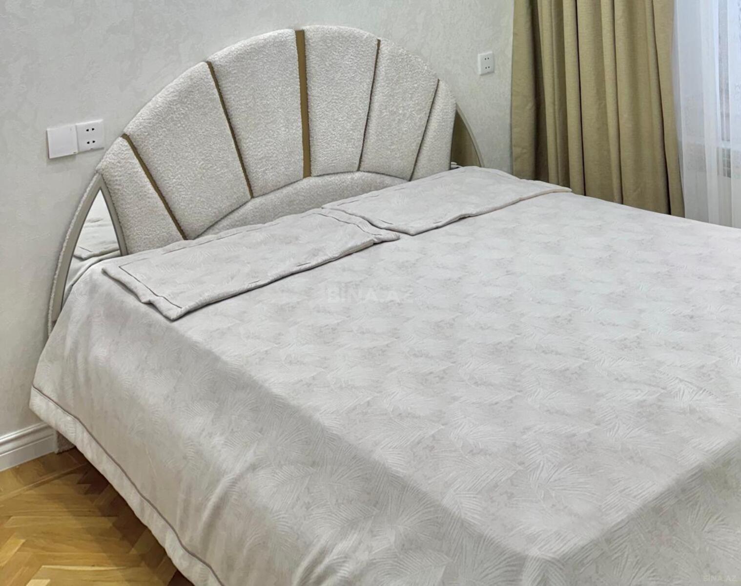 3 otaqlı Köhnə tikili, 28 May m., Bakı