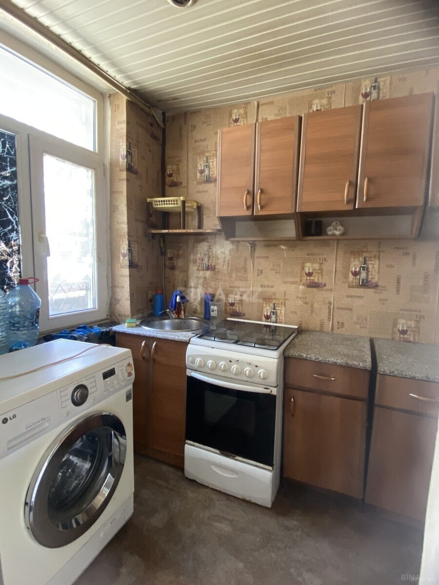 2 otaqlı Köhnə tikili, Bakıxanov q., Bakı
