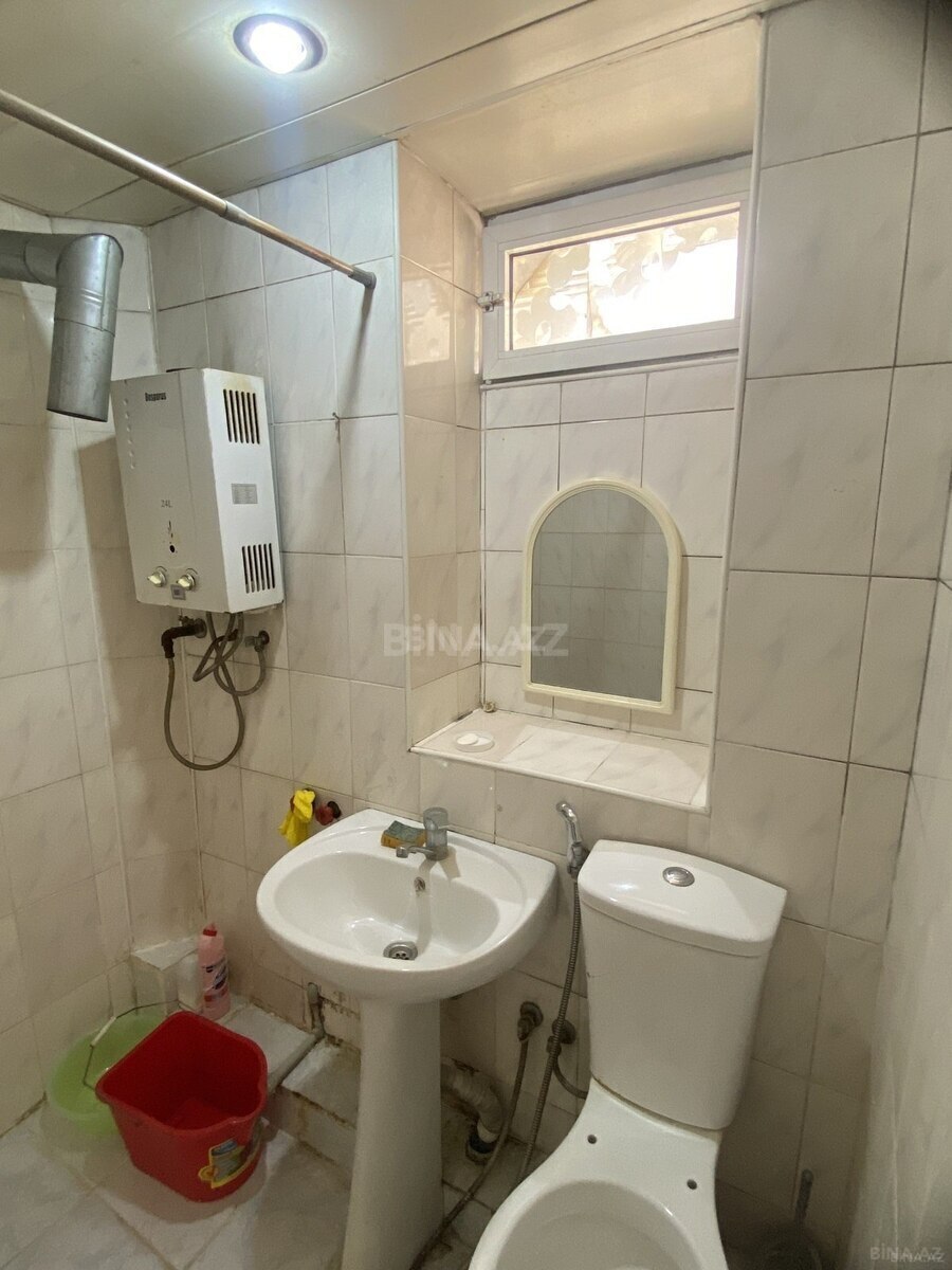 2 otaqlı Köhnə tikili, Bakıxanov q., Bakı